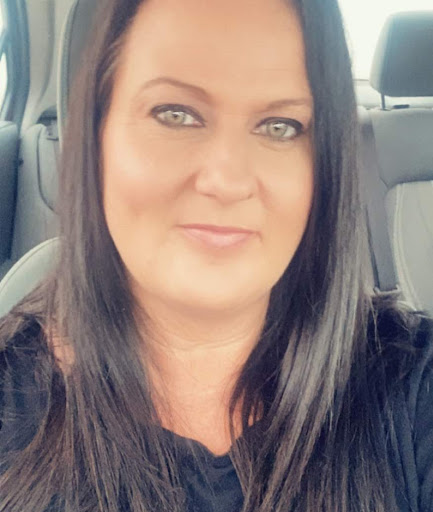 Stephanie Crosby Photo 9