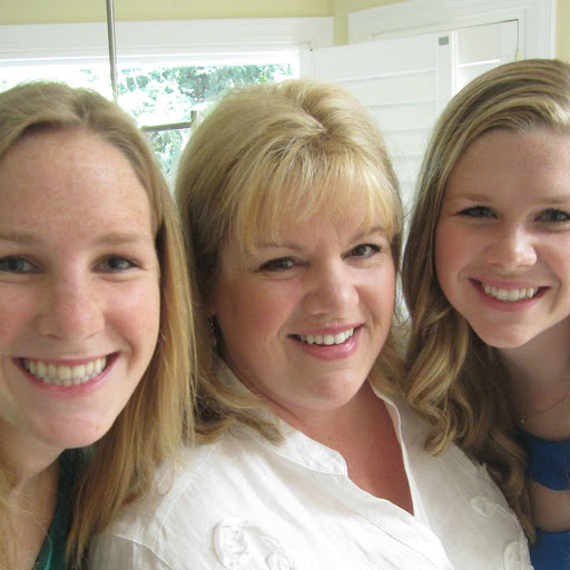Lori Berry Photo 18