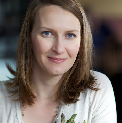 Rebecca Caro Photo 6