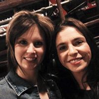 Lisa Burns Photo 29