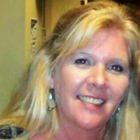 Peggy Bender Photo 19