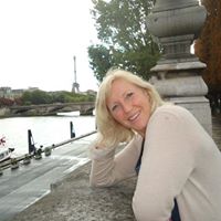 Elisabeth Abbott Photo 2