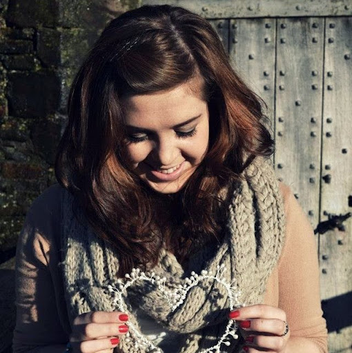 Anna Bateman Photo 22