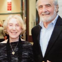 Rebecca Jacobson Photo 26