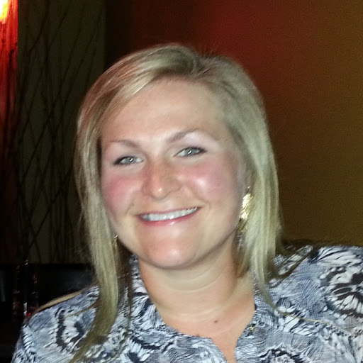 Megan Macfarlane Photo 6