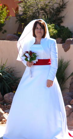 Jennifer Thorp Photo 24