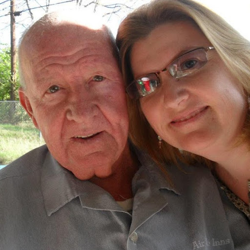 Julie Riddle Photo 23