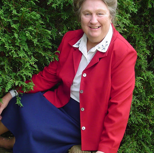 Carole Brown Photo 23