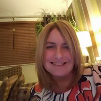 Louise Richards Photo 24