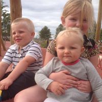 Julie Whitlock Photo 28