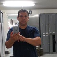 Edwin Hernandez Photo 30