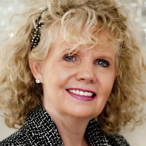 Cynthia Ross Photo 28