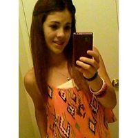Adriana Saavedra Photo 6
