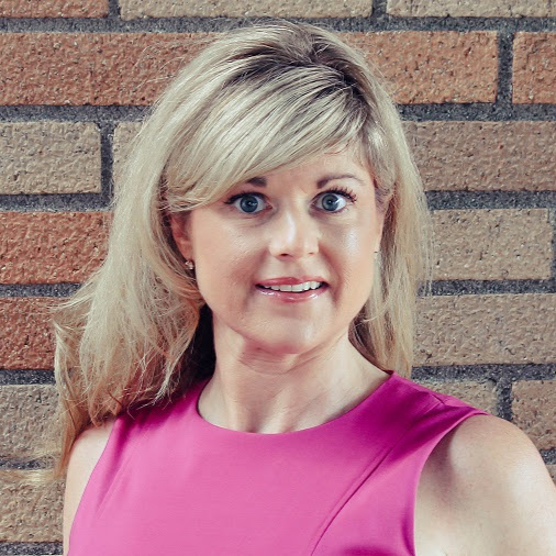 Julie Perry Photo 38