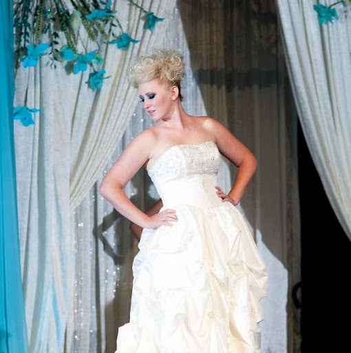 Kimberly Vaughan Photo 36