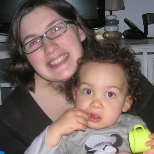 Julie Dacosta Photo 9