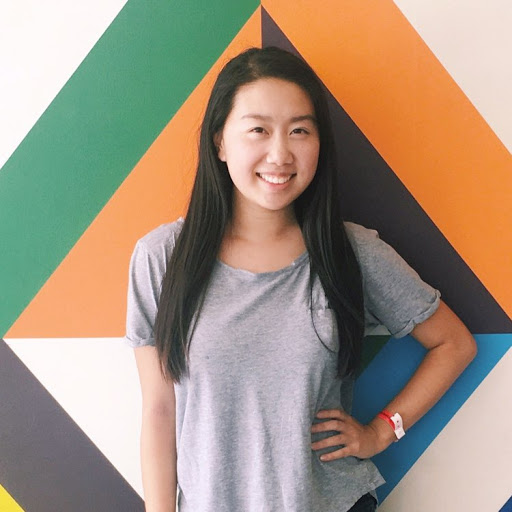 Emily Quach Photo 5