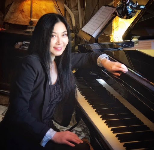 Helen Cheng Photo 15