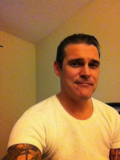 Andrew Small Photo 44