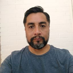 Victor Leon Photo 32