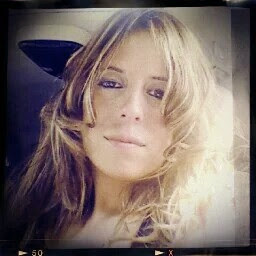 Anel Castro Photo 18