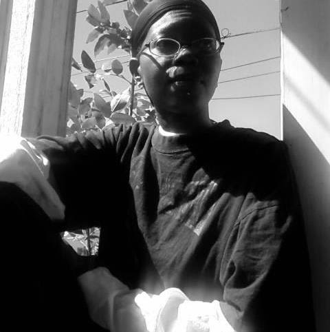 Yolanda Taylor Photo 39