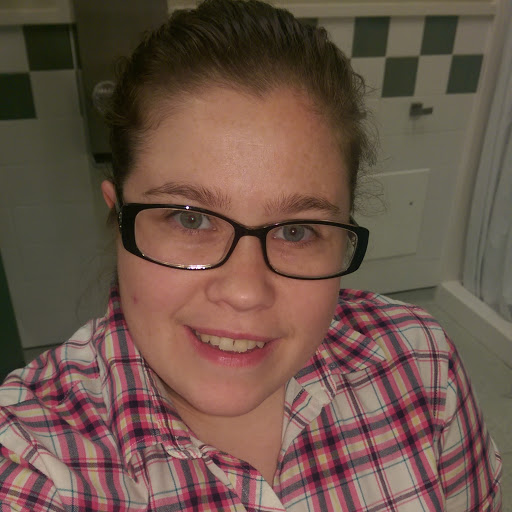 Elizabeth Betz Photo 7
