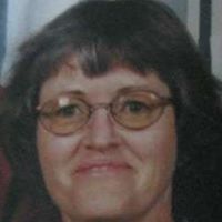 Holly Tuttle Photo 36