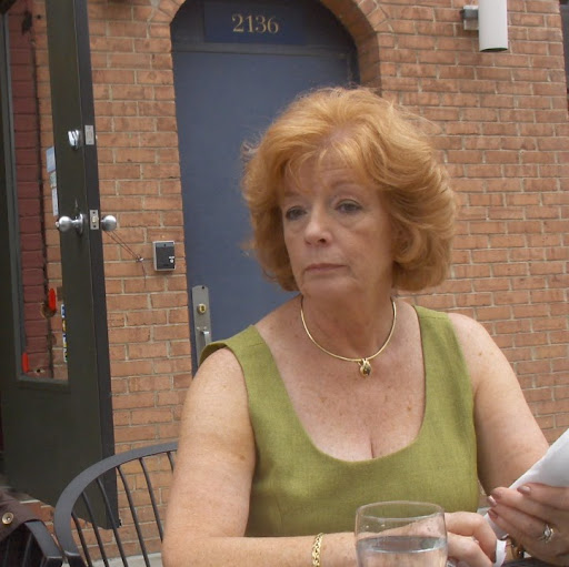 Sandra Bloom Photo 8
