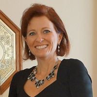 Pamela Irwin Photo 15