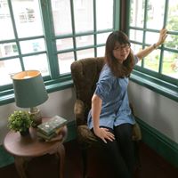 Caroline Wang Photo 22