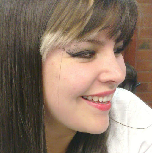 Melissa Robles Photo 17