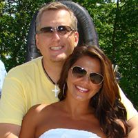 Michelle Larson Photo 21