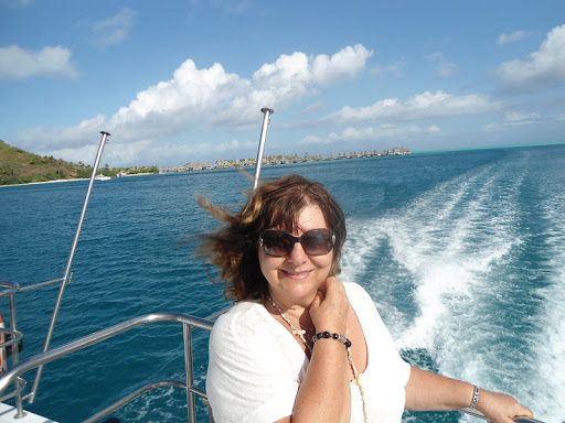 Elise Brooks Photo 4