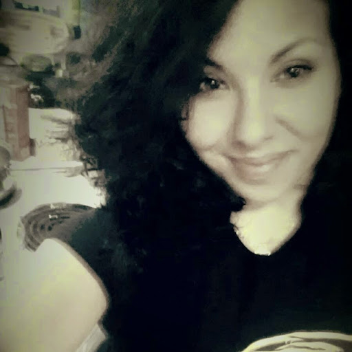 Kristin Silva Photo 19