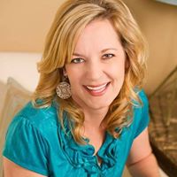 Christine Gee Photo 21