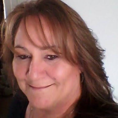 Kristie Robbins Photo 12