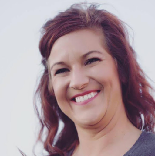 Erica Snodgrass Photo 15