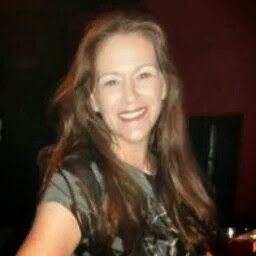 Julie Reimer Photo 26