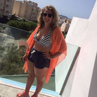 Lucy Hopkins Photo 43