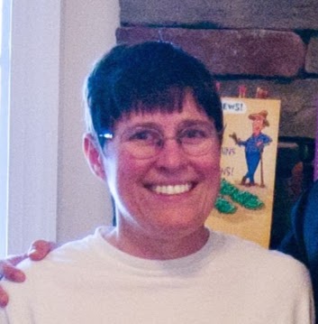 Jennifer Howell Photo 13