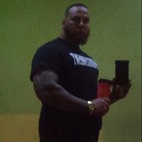 Tyler Linton Photo 22