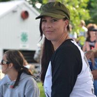 Michelle Redfern Photo 18