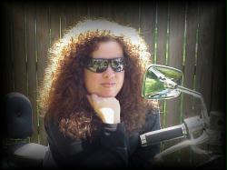 Tina Thomas Photo 52