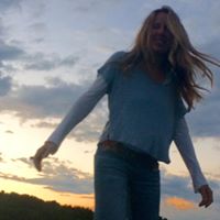 Caroline Robitaille Photo 8