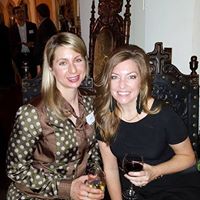 Elizabeth Reynolds Photo 38