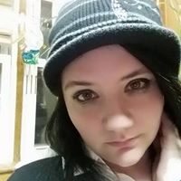 Samantha Crow Photo 12