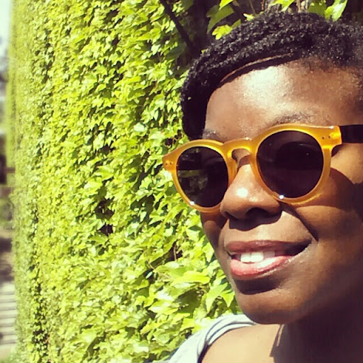 Robyn Carter Photo 33