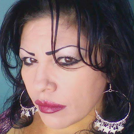 Catherine Perez Photo 18