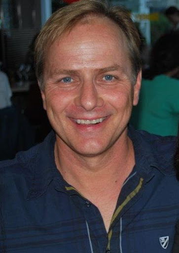 Stephan Cook Photo 3